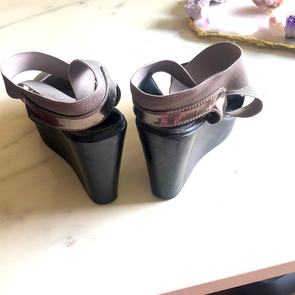 Black and silver wedges - Picture 3 of 3